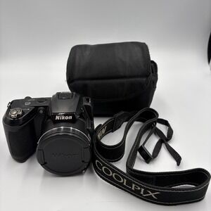 Nikon COOLPIX L120 21x Optical Zoom Digital Camera - Black - Excellent Condition